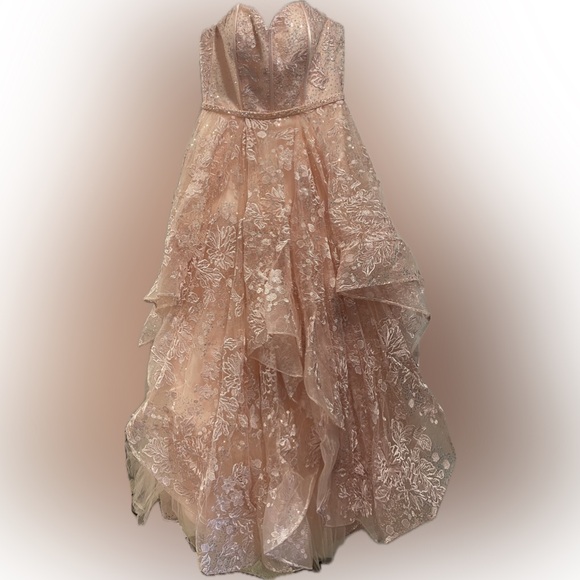 Dresses & Skirts - Dress